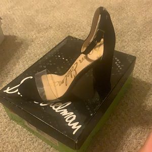 Same Eldeman sandals